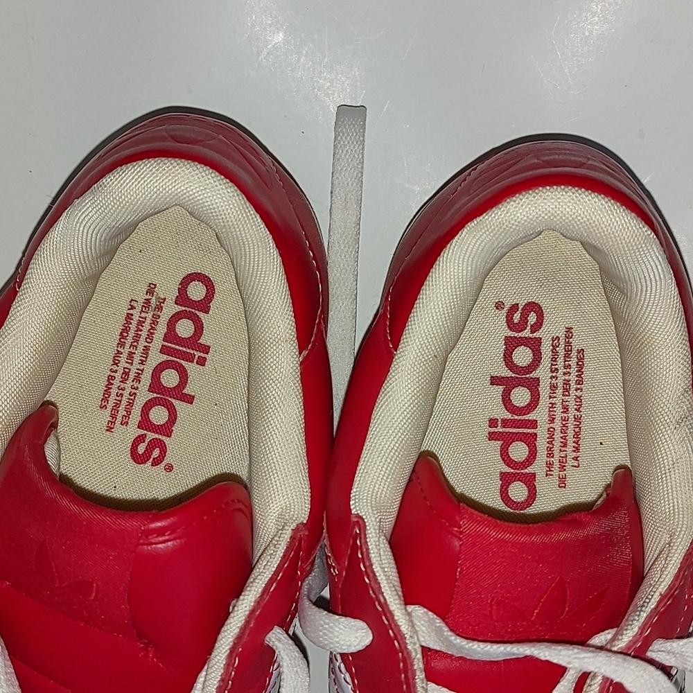 Men sneakers,  adidas size 10.5 US, Red white, cream, - Picture 5 of 5